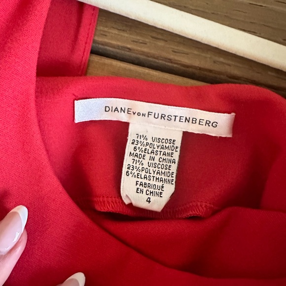 Sexy red Diane Von Furstenburg midi dress - Picture 3 of 3